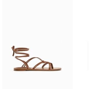 Zara low-heeled strappy sandals sz 6.5